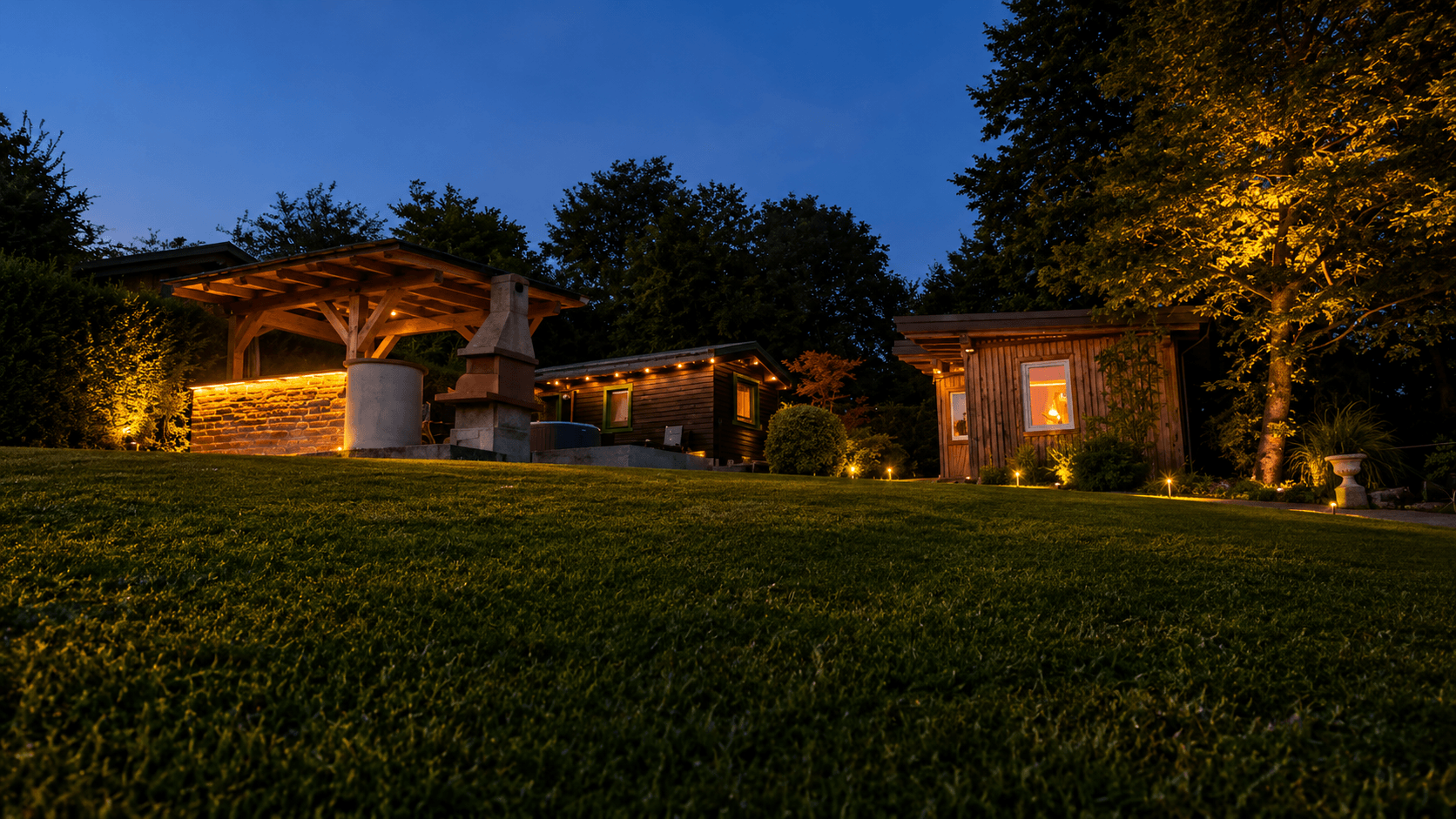 98f41a96-6b86-4ef4-beeb-ff02b0d4f6d6 (1)